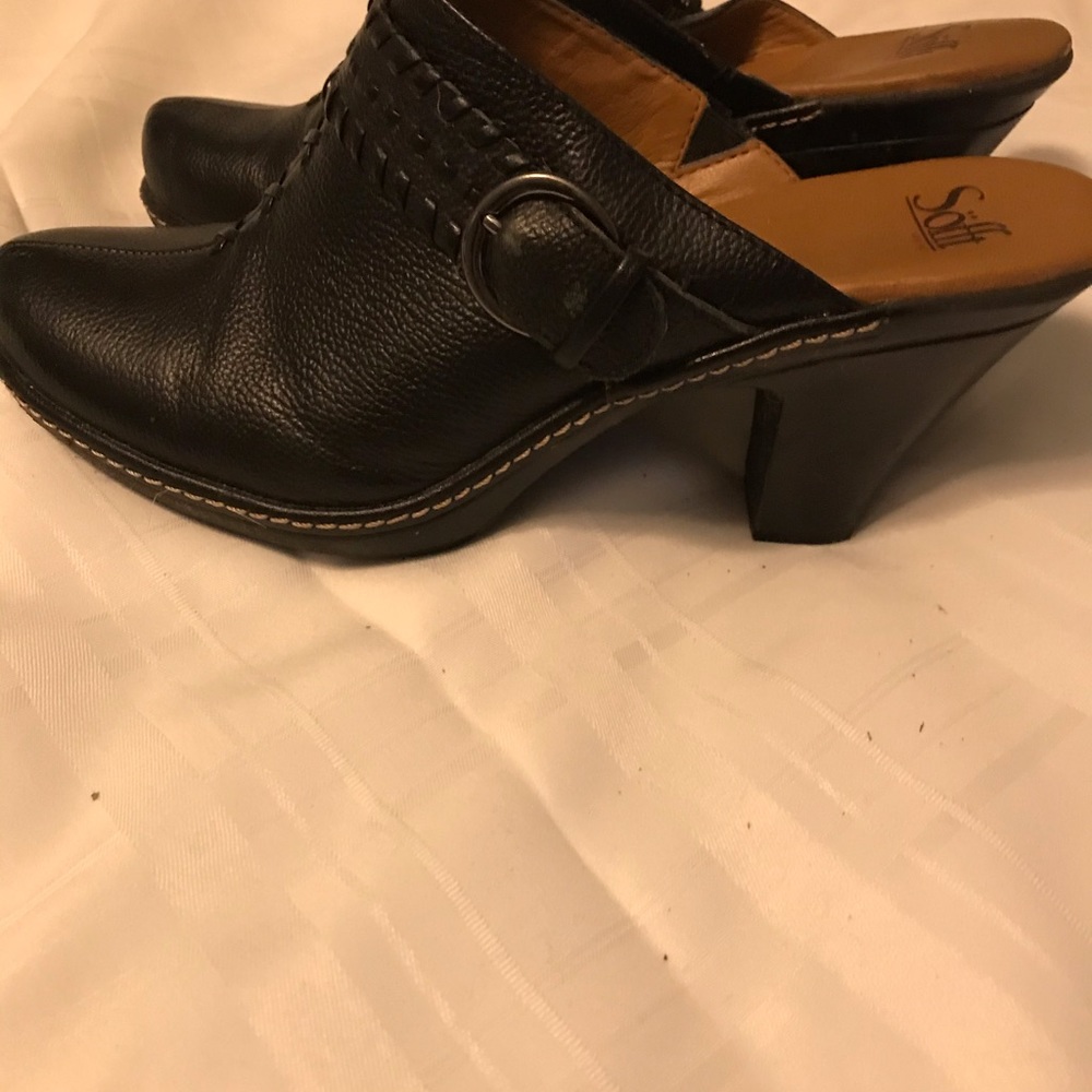 Black clogs - Picture 3 of 4